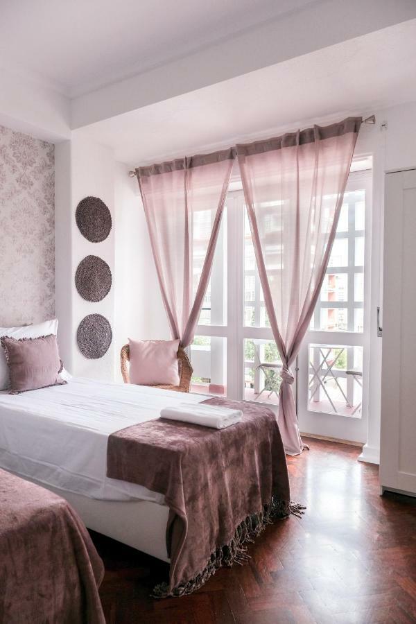 4U Lisbon Suites & Guesthouse VII Airport Εξωτερικό φωτογραφία